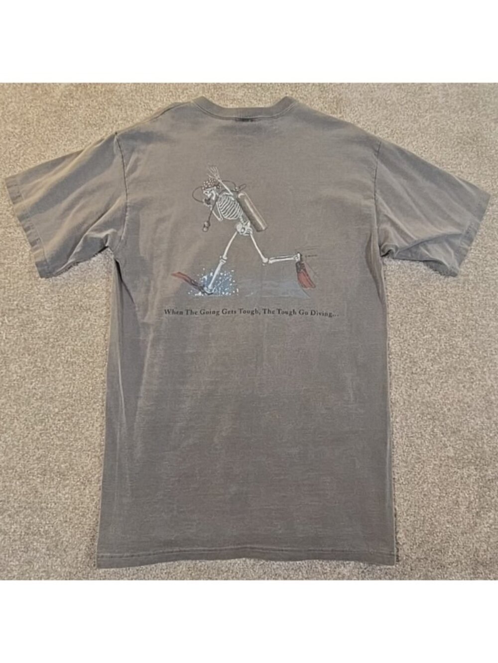 Sea Dog Vtg Gray Tee Shirt Bonafide Scuba Diver Skeleton USA Made Cotton Men's M